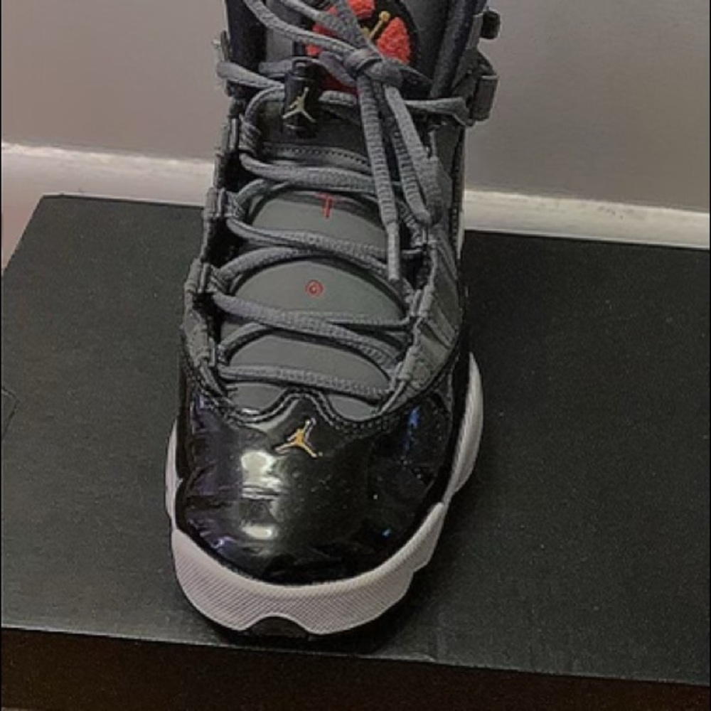 Jordan 6 Rings - Picture 4 of 5